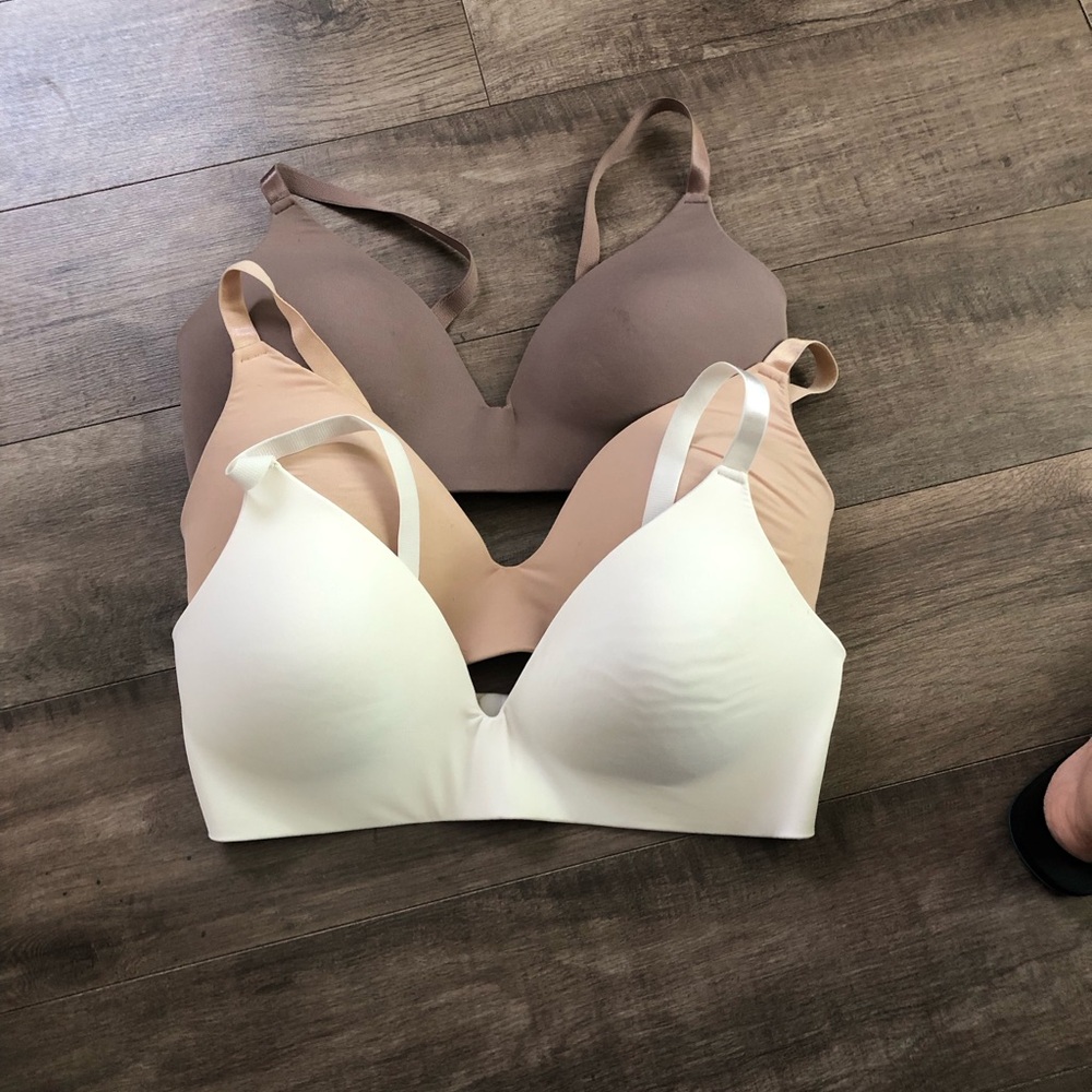 Rene Rofe Three-Pack Seamless Bras in White, Nude & Taupe